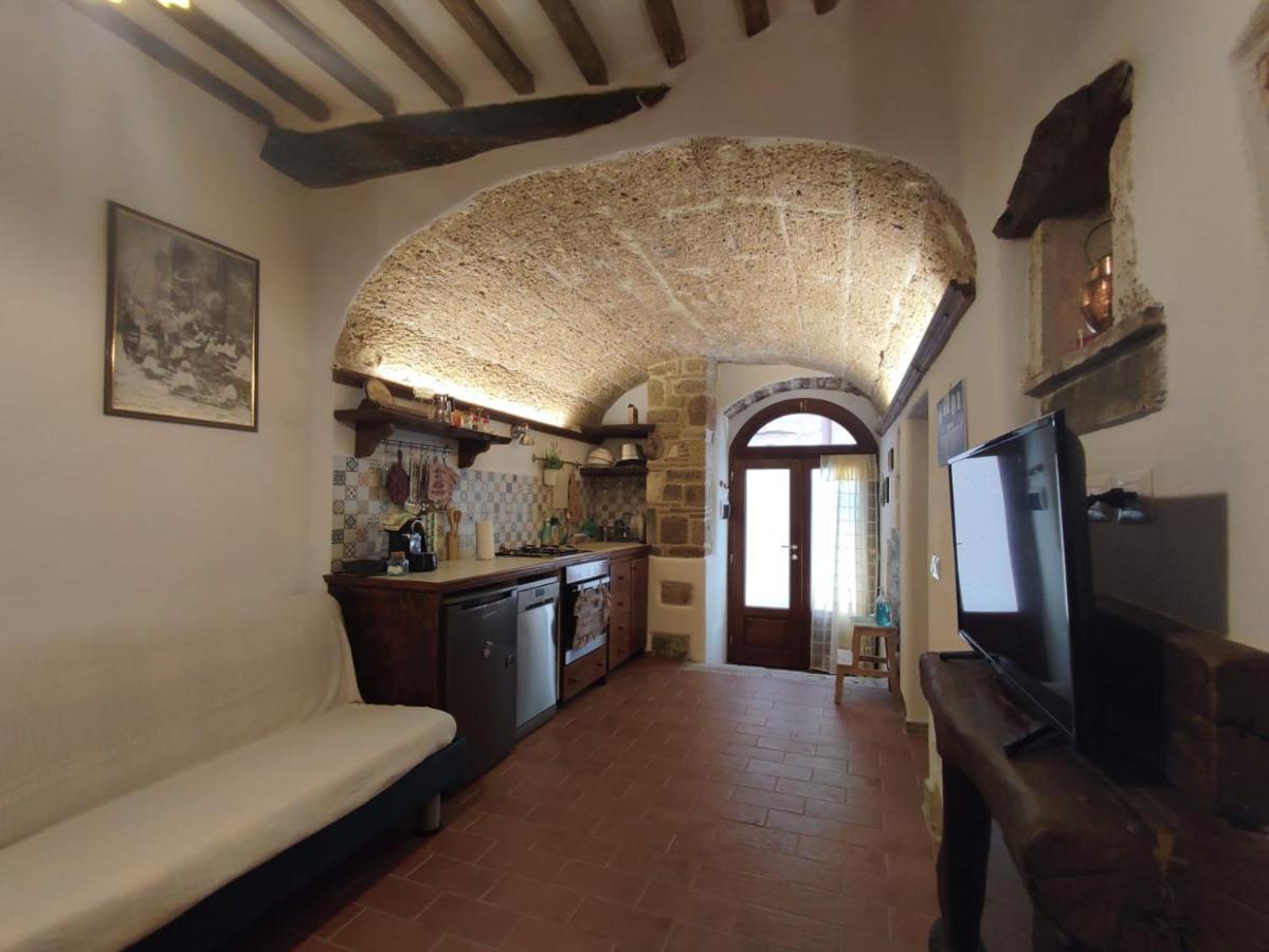Zaccheo 9 Lägenhet Pitigliano Exteriör bild